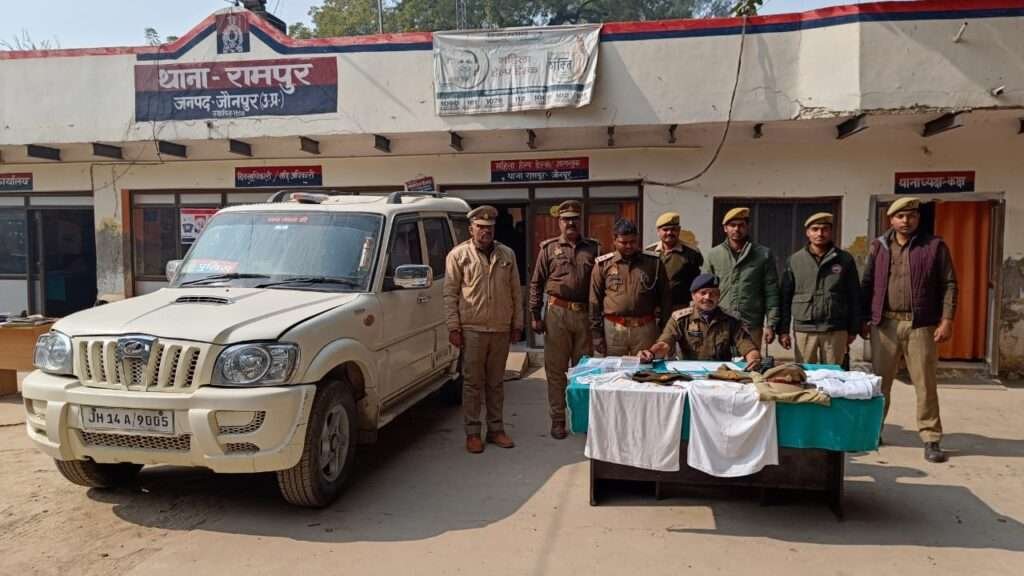 फर्जी दरोगा नीली बत्ती लगी स्कार्पियों के साथ गिरफ्तार