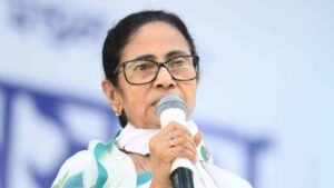 ৩১ মার্চের মধ্যেই বকেয়া ডিএ মেটানোর ঘোষণা করল মমতার সরকার, সংশোধনী বিজ্ঞপ্তি জারি অর্থ দফতরের