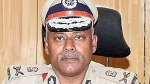 রাত ১০টা থেকে ২টো পর্যন্ত এলাকা পরিদর্শন করতে হবে! জয়েন্ট সিপি, ডিসিদের নির্দেশ কলকাতার পুলিশ কমিশনারের