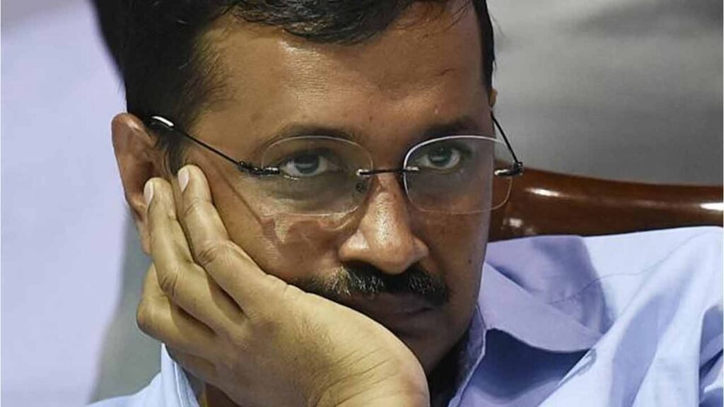 শুক্রবার পর্যন্ত তাঁর বাড়িতেই থাকতেন কেজরী, রাঘবের পদে তাঁকেই বসান, সেই সাংসদও এ বার বিজেপি-তে, আপে নাটক!