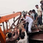তারাতলায় নির্মীয়মাণ গুদামের ছাদ ভাঙল হুড়মুড়িয়ে, নীচে আটকে শ্রমিকেরা, উদ্ধার কয়েক জন! উদ্ধারকাজে নামল সেনা