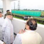 একসময় পূর্ববর্তী সরকারগুলির আমলে শিলিগুড়ি করিডোর অনুপ্রবেশকারীদের অবাধ যাতায়াতের পথে পরিণত হয়েছিল। আজ তা নিরাপদ ও সুরক্ষিত সীমান্তের প্রতীক হয়ে উঠছে।